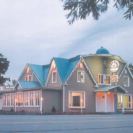 Hotel Au Vieux Bardeau Deschambault Ngoại thất bức ảnh