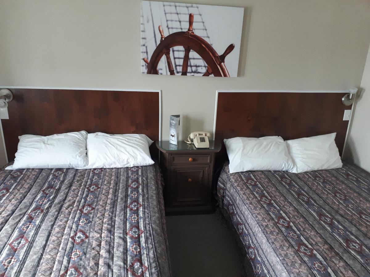 Hotel Au Vieux Bardeau Deschambault Ngoại thất bức ảnh